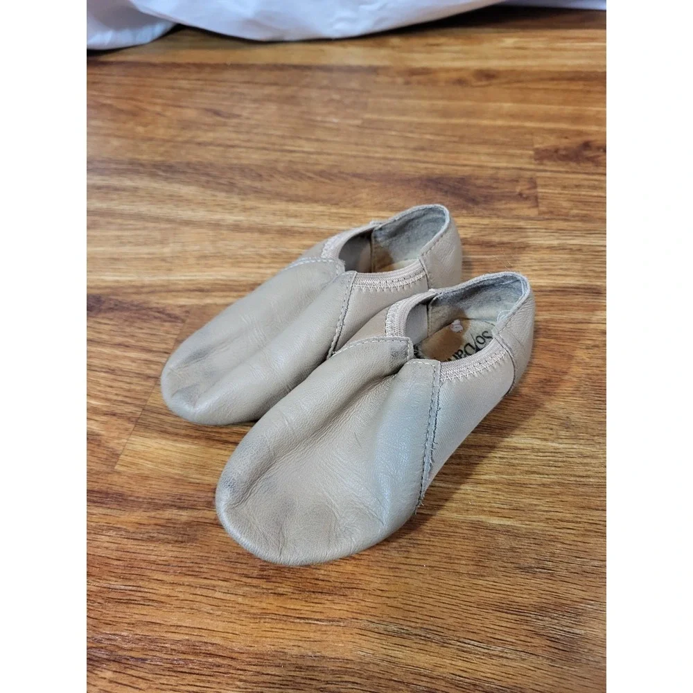So Danca Beige Leather Jazz Dance Shoes Split Sole, Size 9.5 Kids